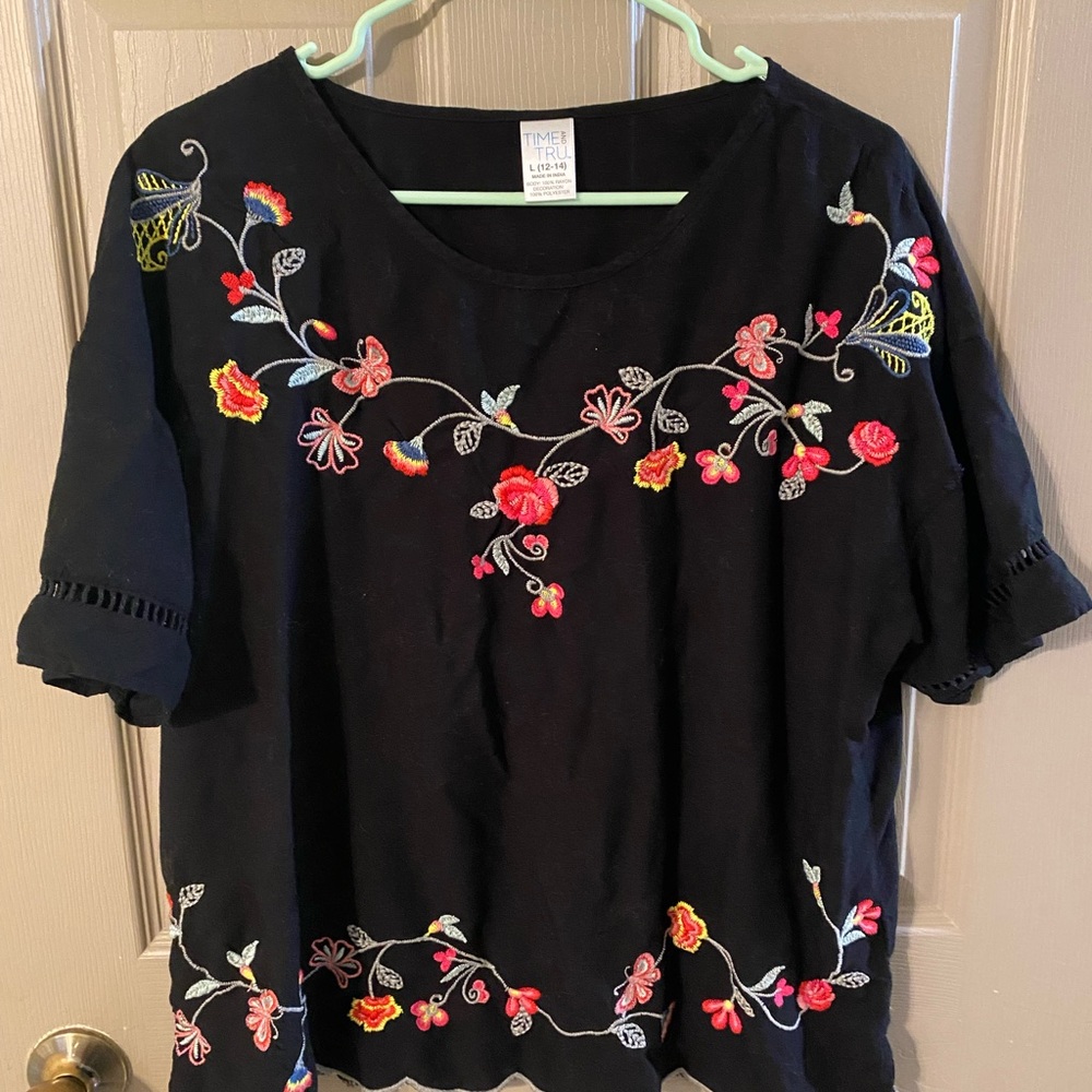Women’s Floral Embroidered Blue Blouse Size L